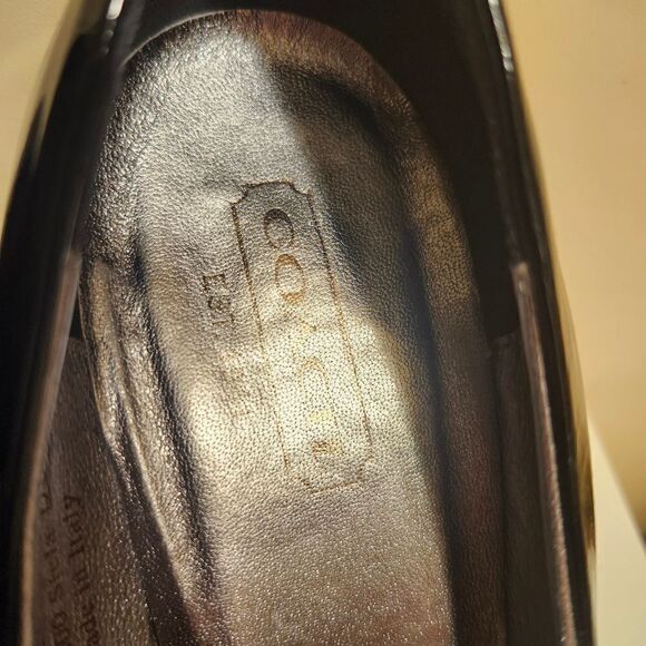 Coach Black Patent Leather Cone Heel Pumps sz.9.5 Ret $265 Worn Once! - Picture 4 of 7